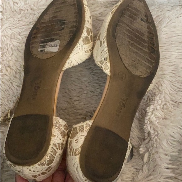 Gold/cream sparkle lace strappy pointy flats 8 - Picture 6 of 6